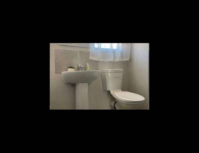 2 BEDROOM HOUSE FOR SALE IN SOSHANGUVE VV